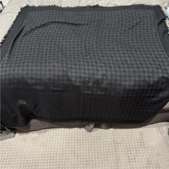 Tory Burch Scarf - Picture 2 of 3